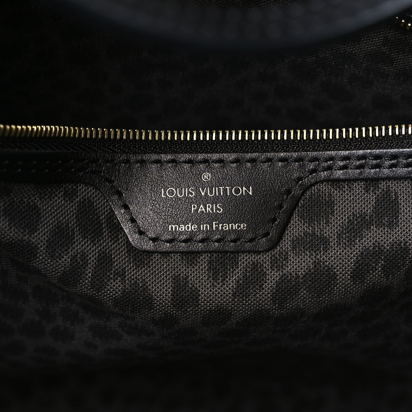 Monogram Giant Wild at Heart Neverfull MM Black
