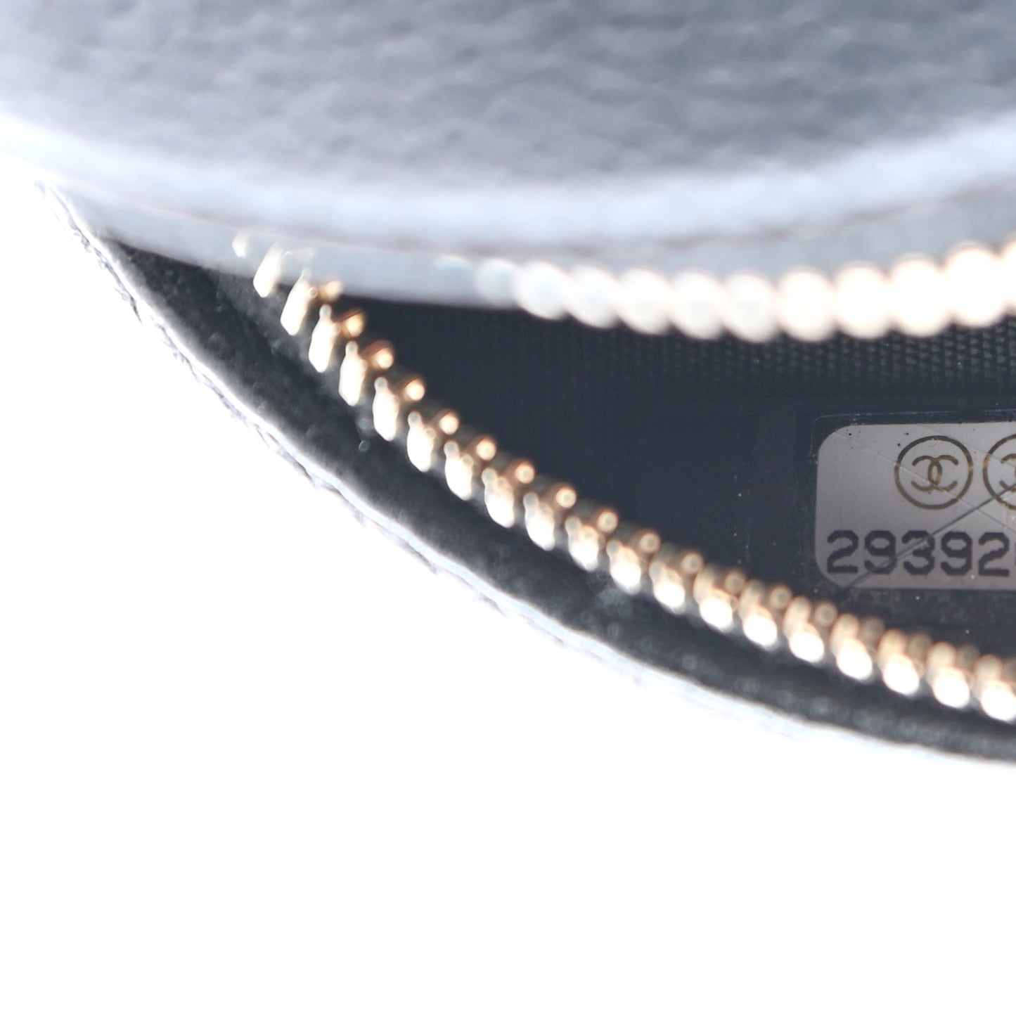 Caviar Camellia Embossed Round Clutch With Chain Black