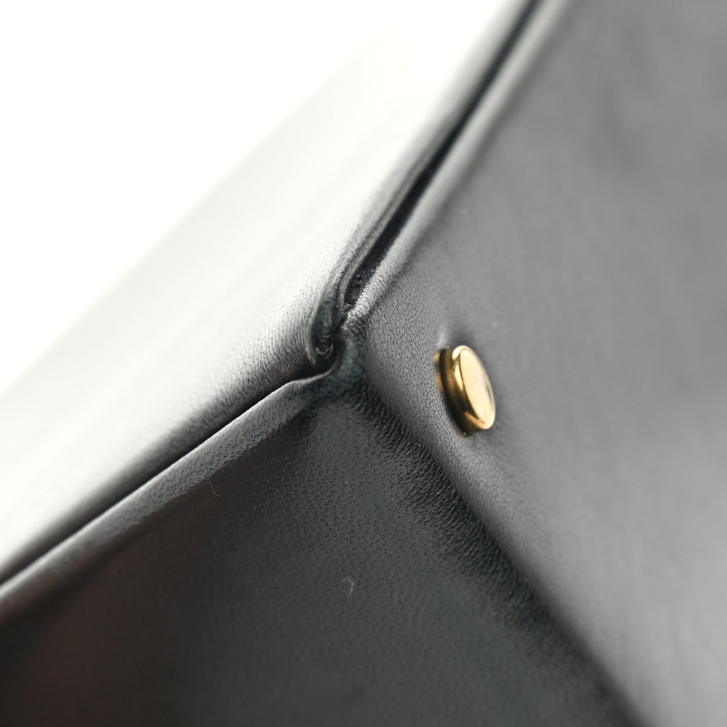 Lambskin Pyramid Clutch Black