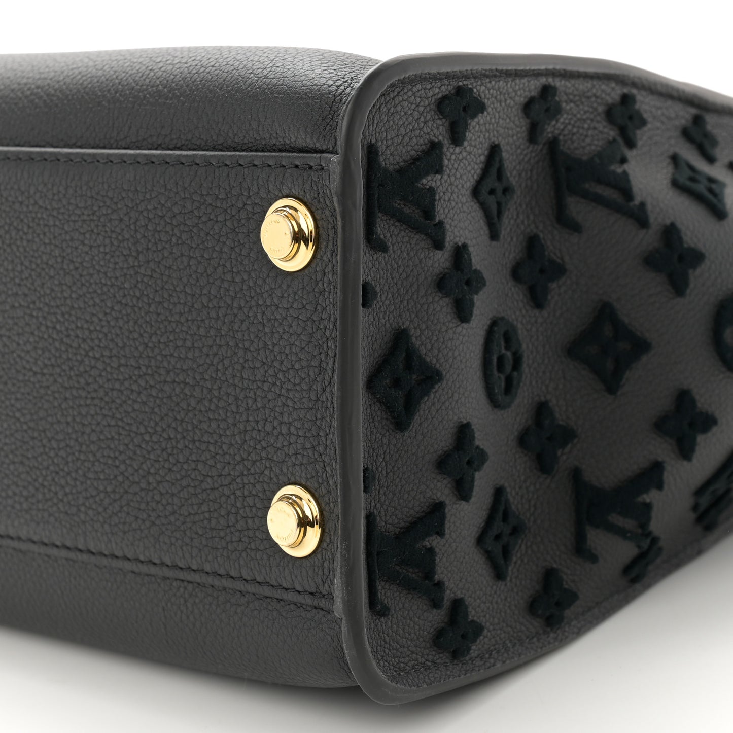 Calfskin Monogram Tufting On My Side Black