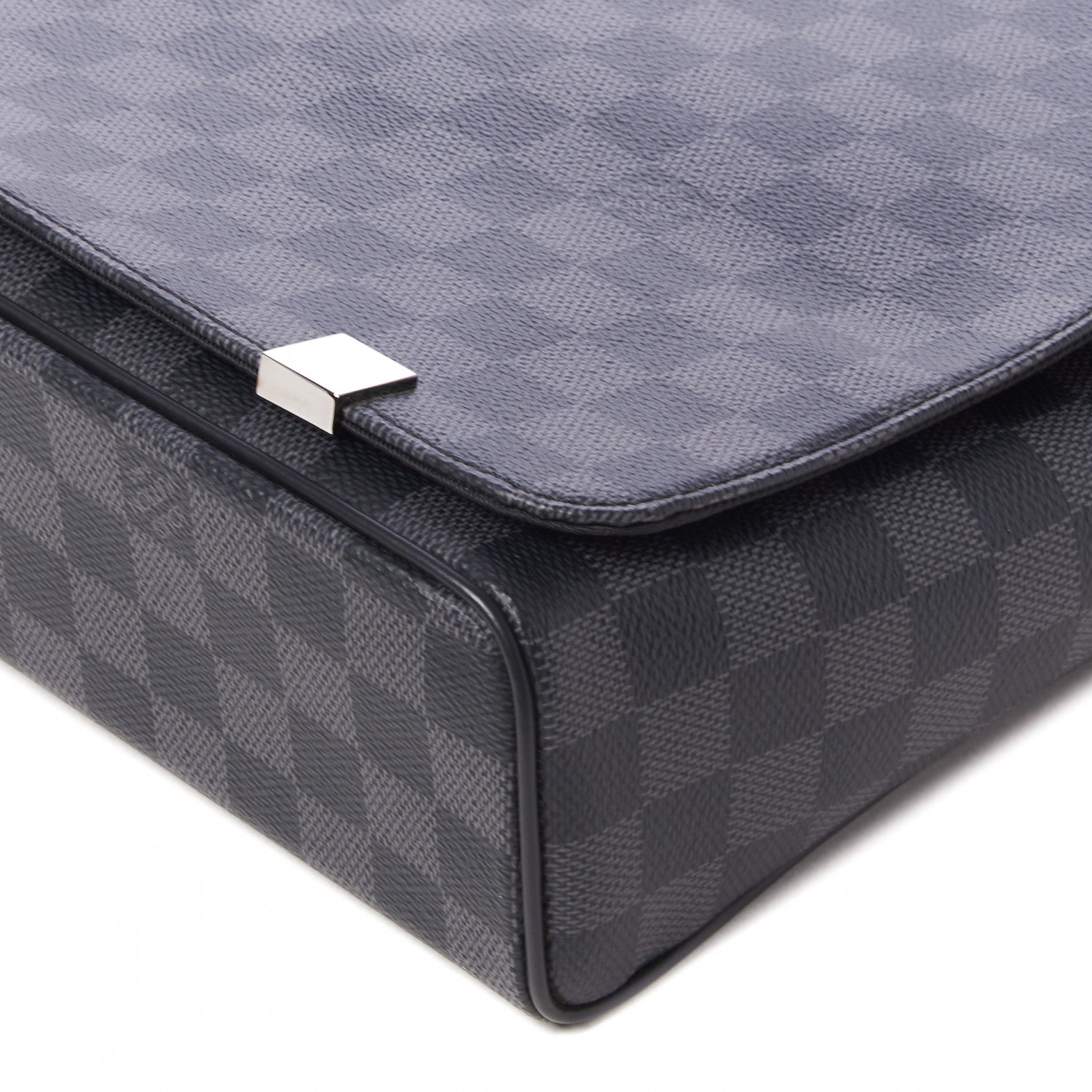 Louis Vuitton Damier Graphite District MM 4 of 7