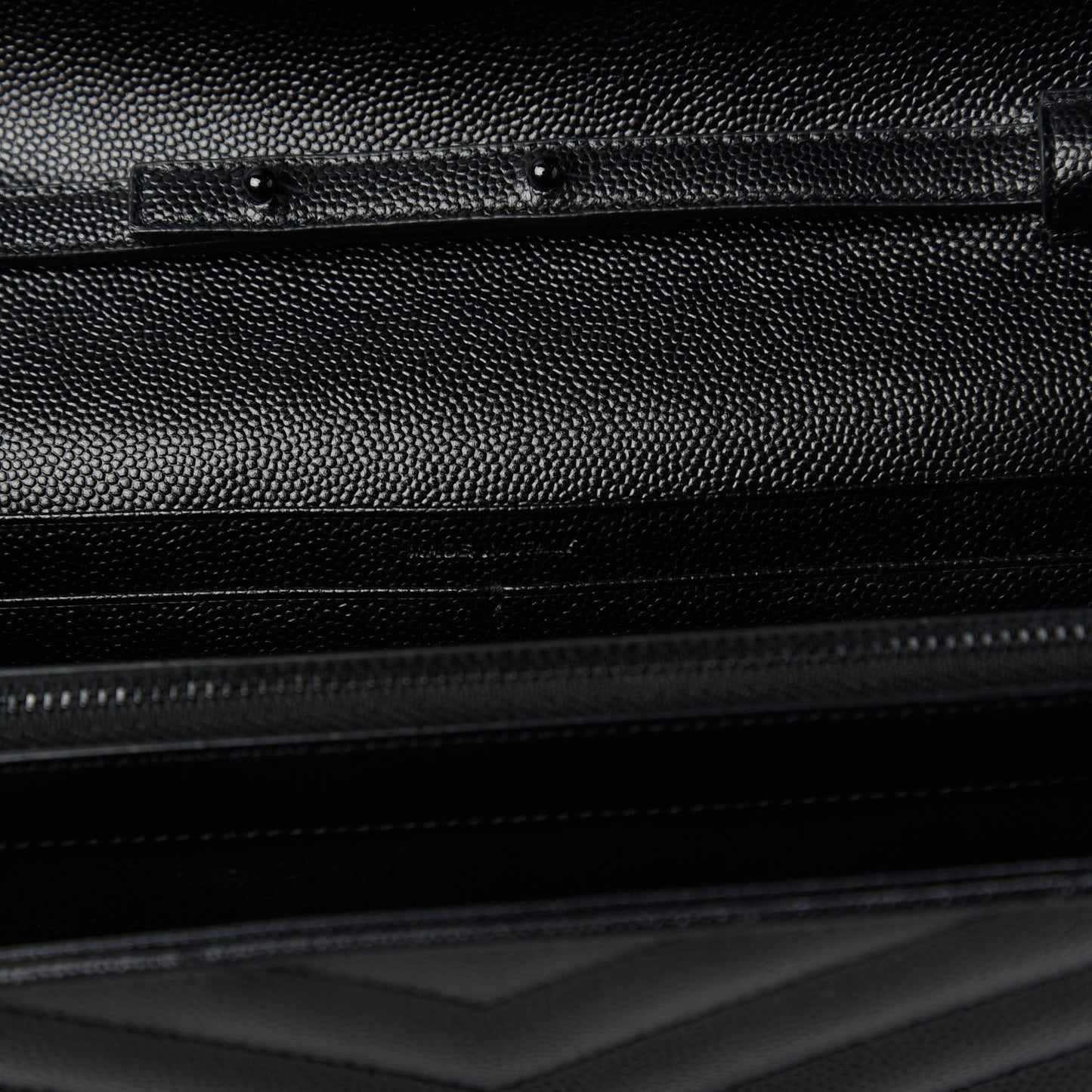 Grain De Poudre Matelasse Chevron Monogram Chain Wallet Black