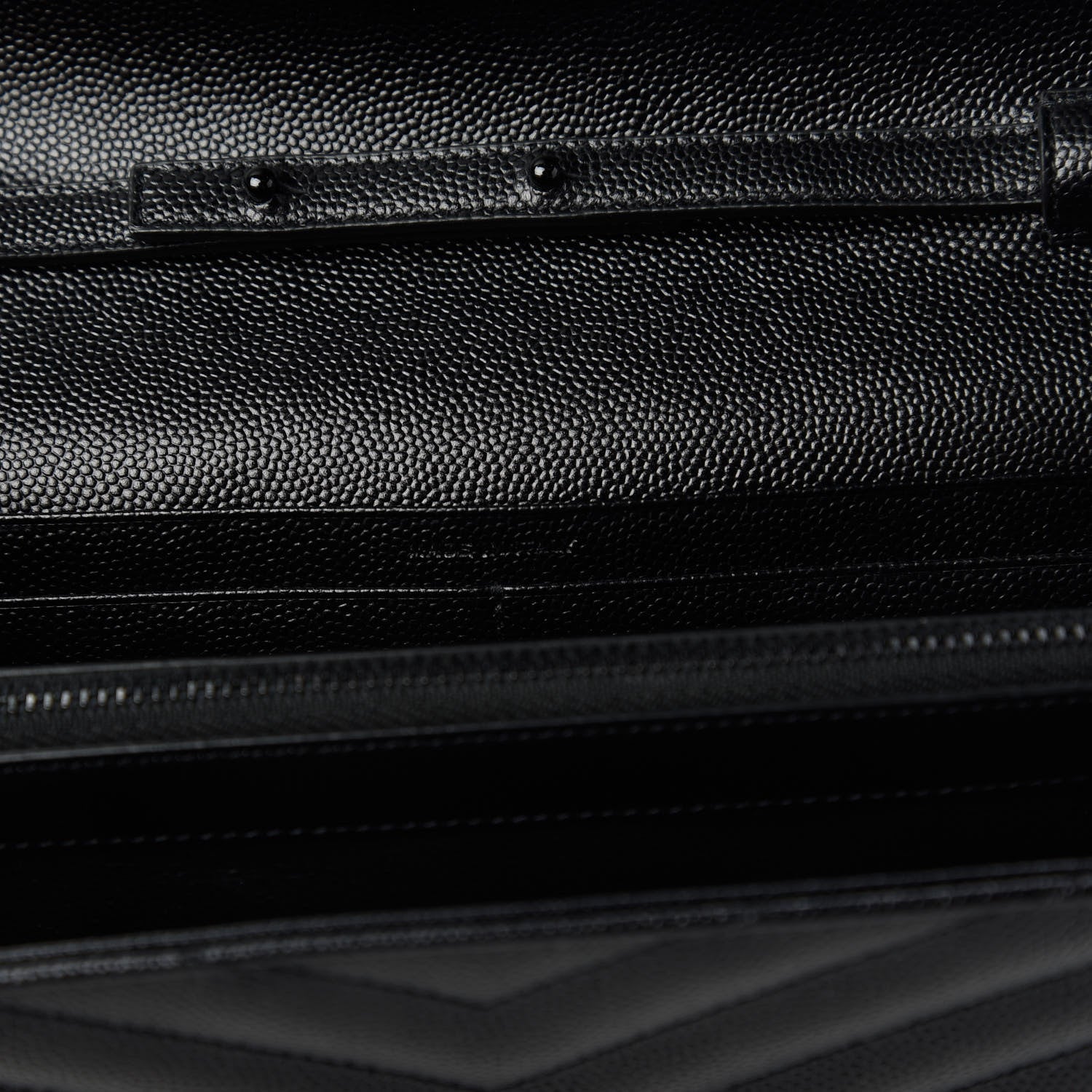 Saint Laurent Grain De Poudre Matelasse Chevron Monogram Chain Wallet Black 8 of 11