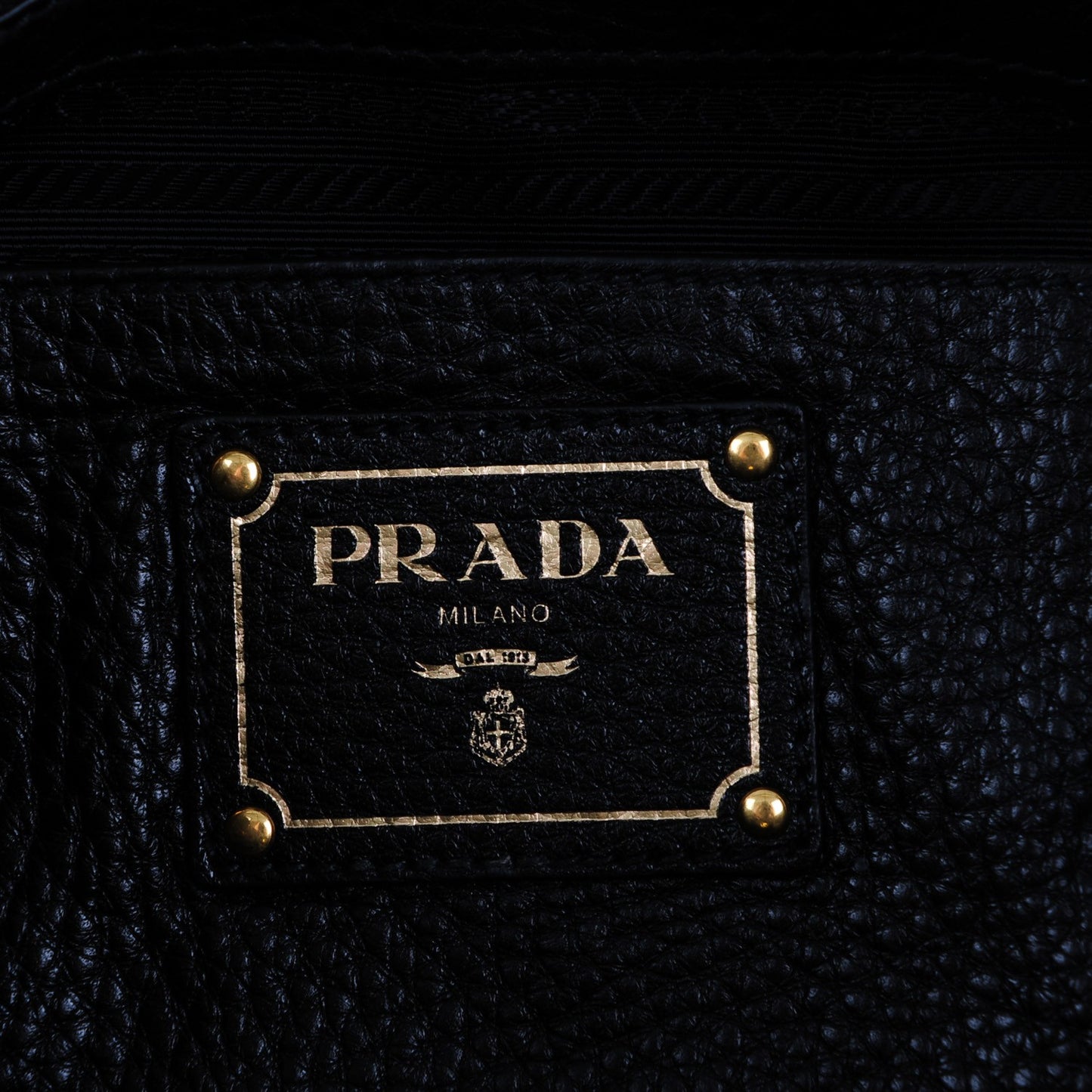 Vitello Daino Shoulder Bag Nero Black
