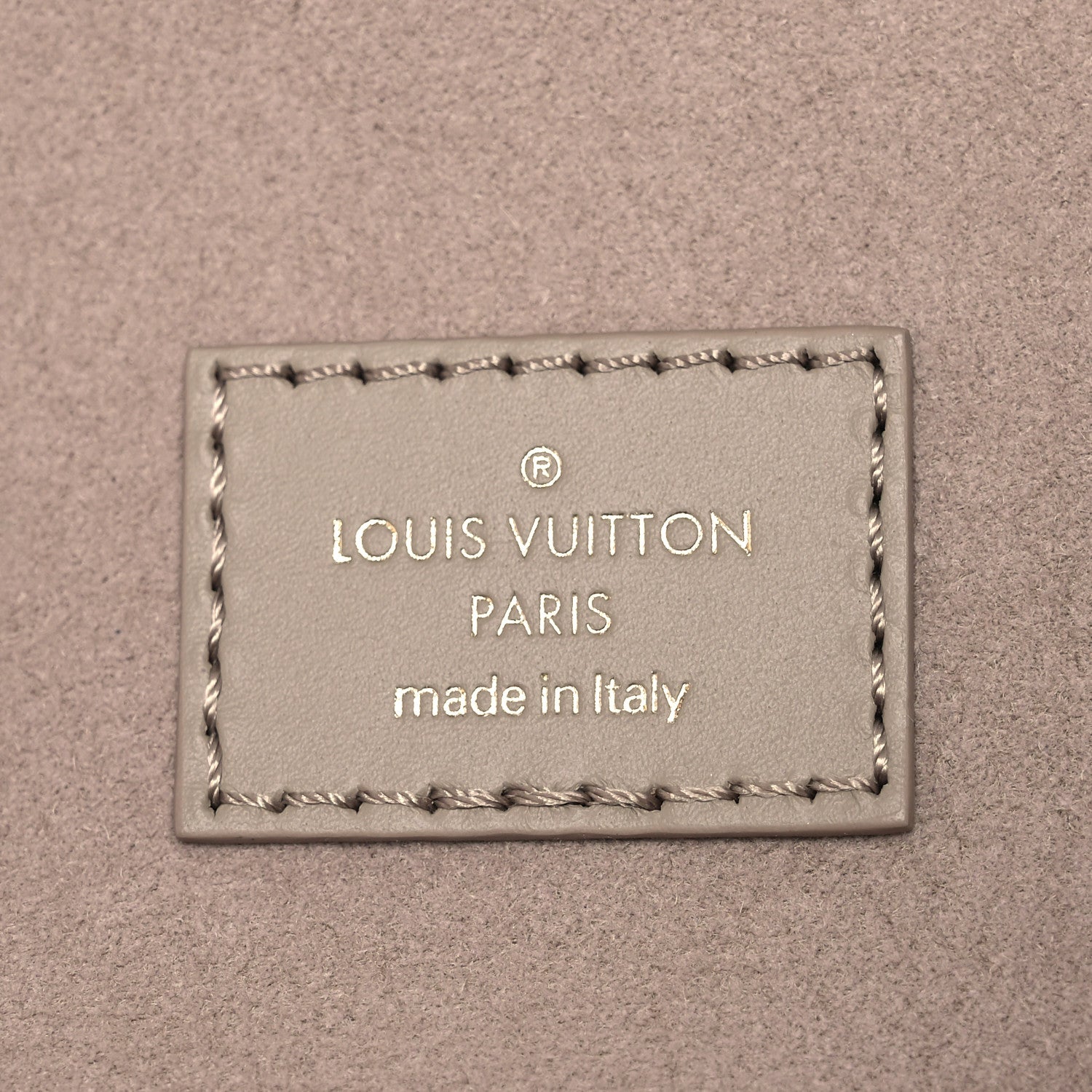 Louis Vuitton Empreinte Monogram Giant Vanity PM Tourterelle 6 of 10