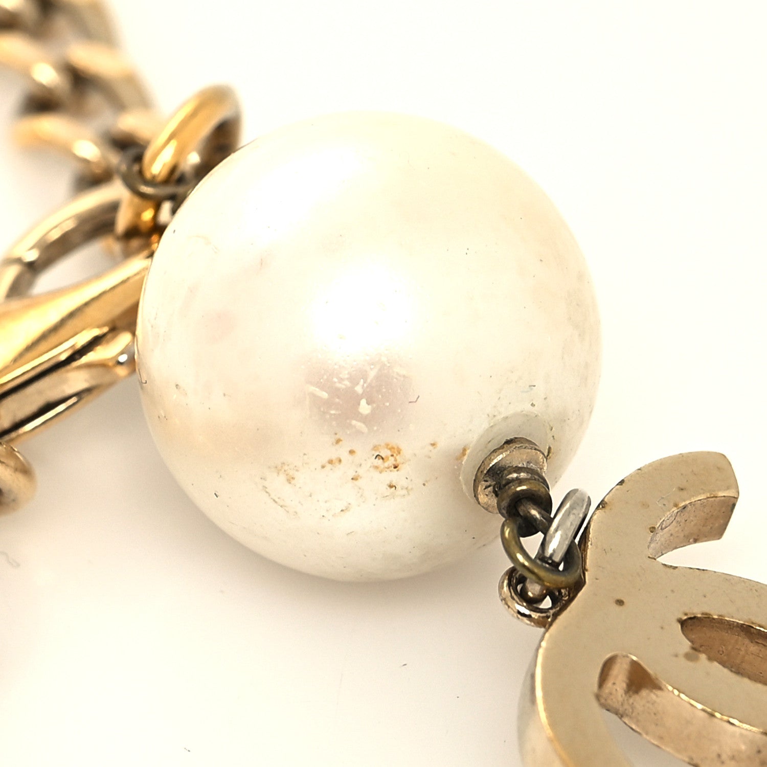Chanel Pearl N°5 Chain CC Belt Gold 4 of 5