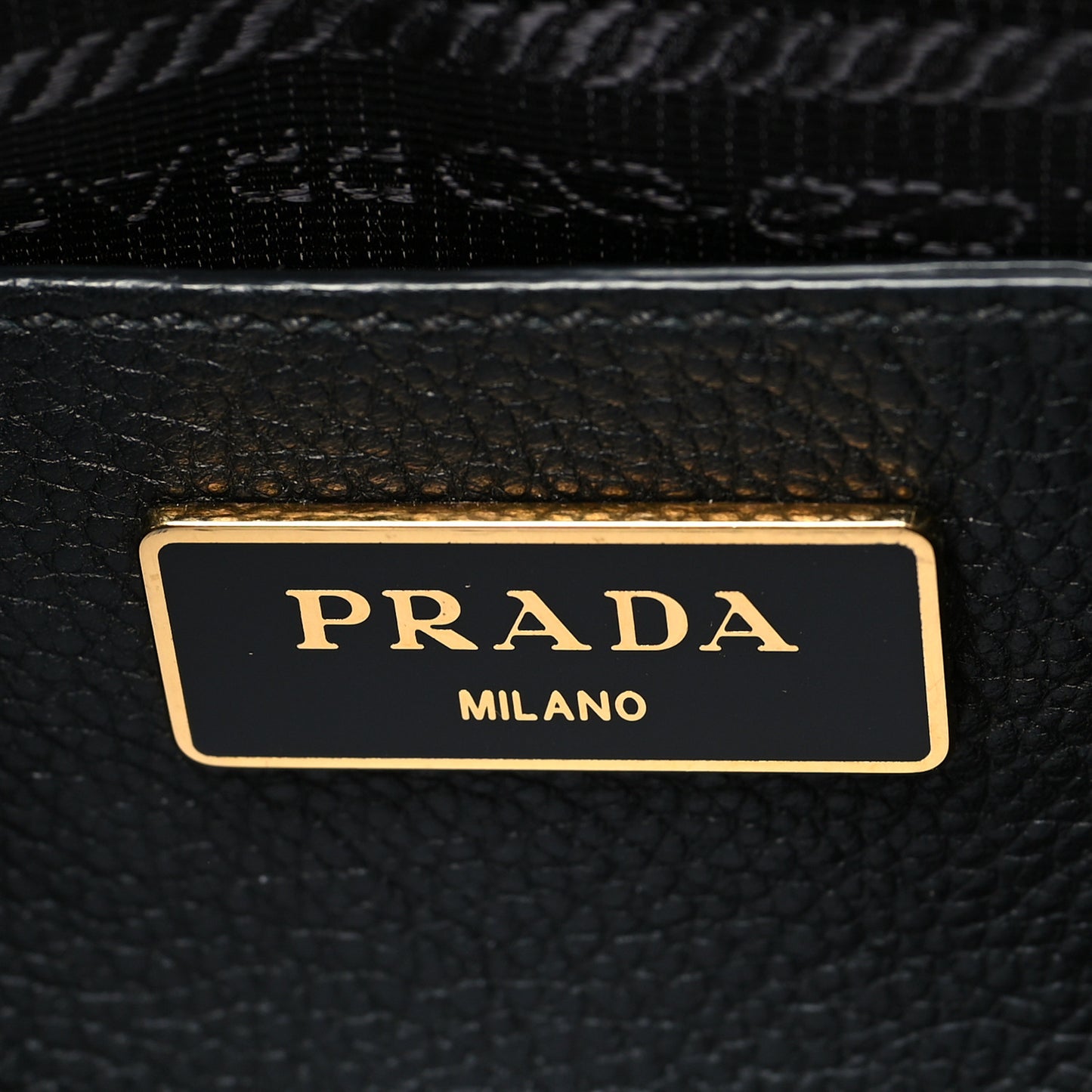 Vitello Daino Tote Black