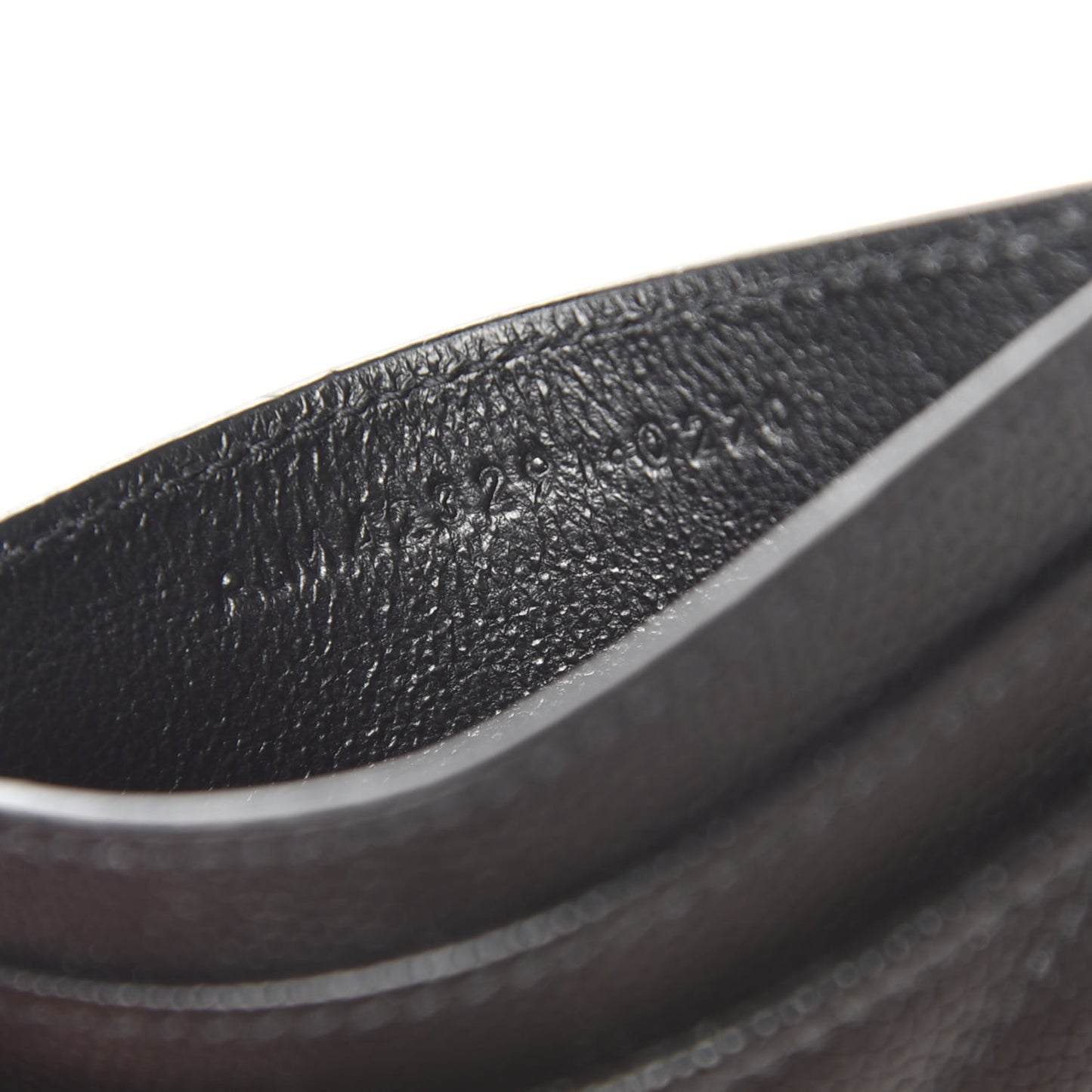 Grain De Poudre Matelasse Chevron Monogram Credit Card Case Black