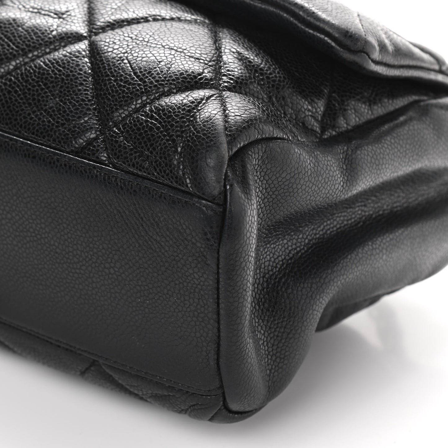 Glazed Caviar Medium Nature Flap Bag Black