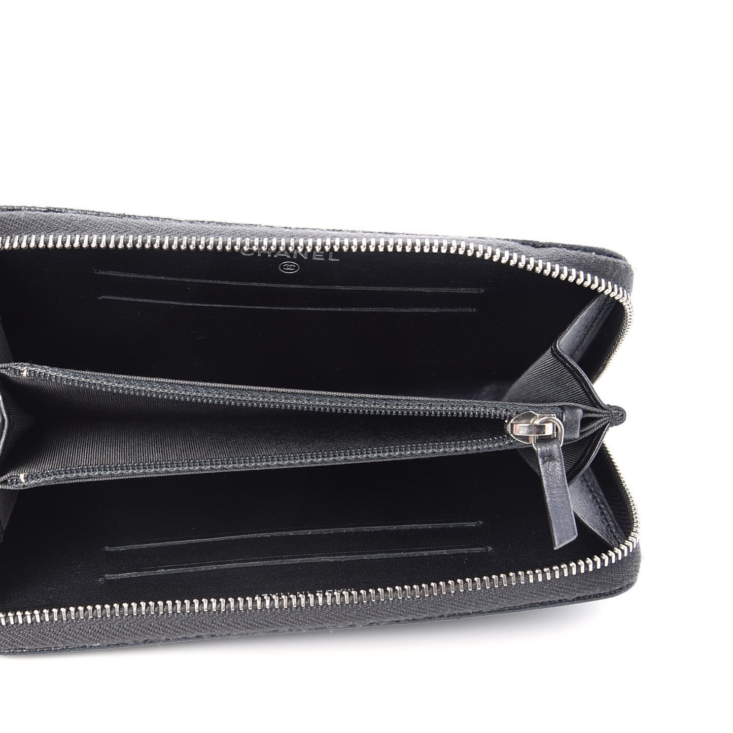Metallic Caviar Quilted Medium Maxi CC Zip Around Wallet Black