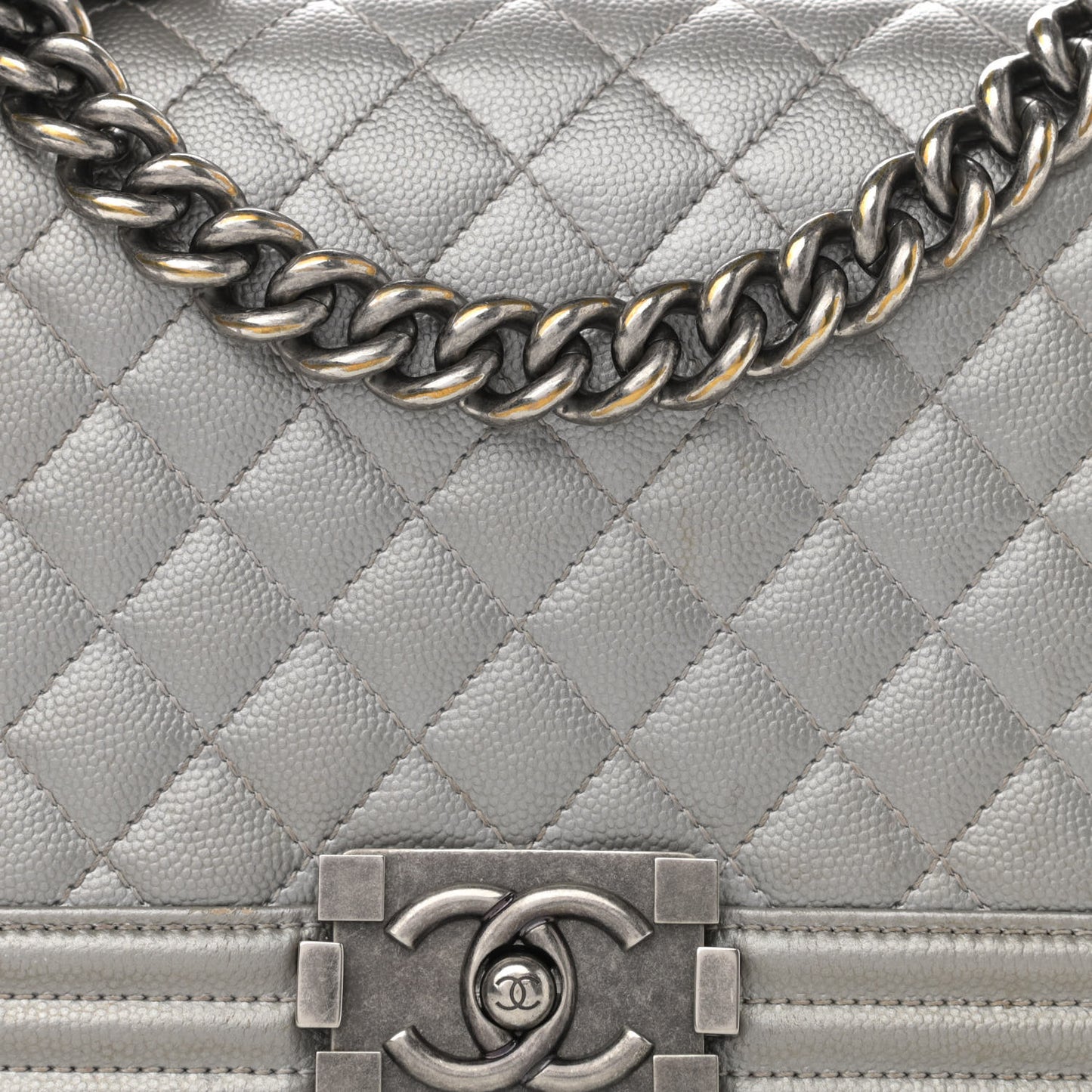 Metallic Caviar Quilted Medium Boy Flap Silver