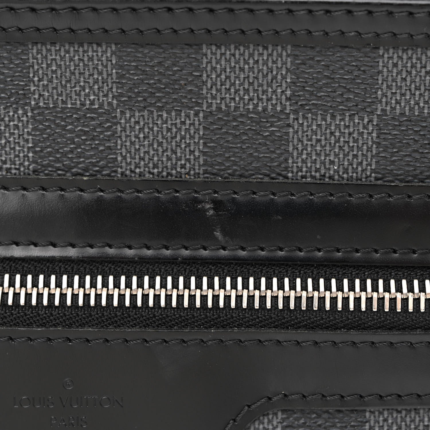 Louis Vuitton Damier Graphite Thomas 11 of 11