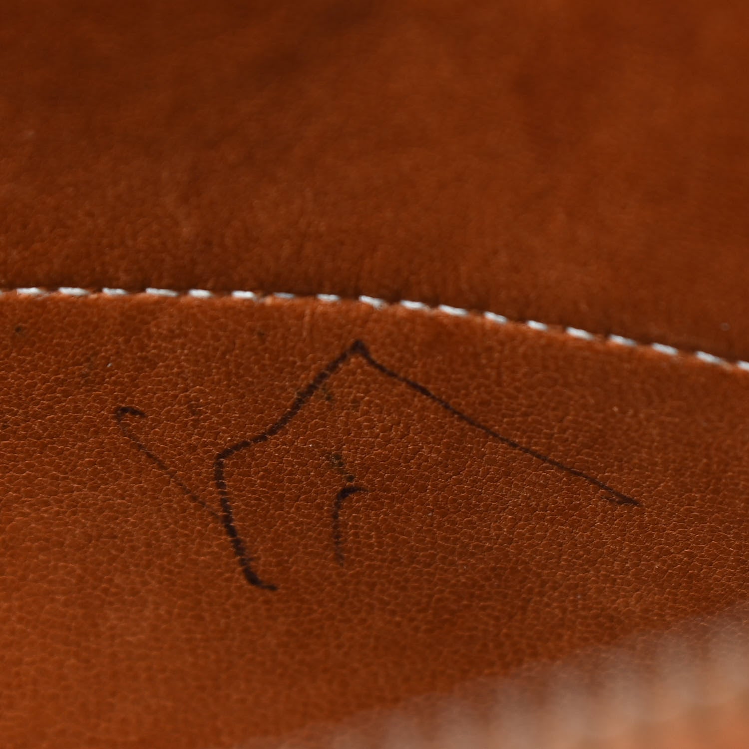 Hermes Peau Porc Bolide 27 Gold 7 of 12