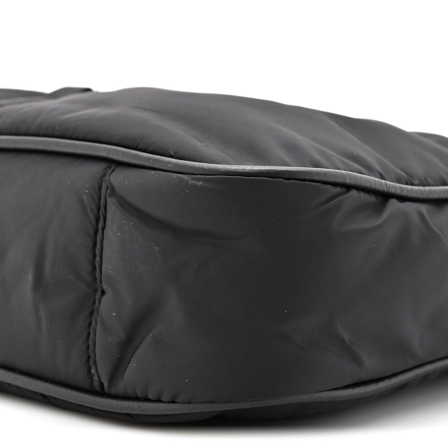 Econyl Nylon Le 5 A 7 Hobo Black