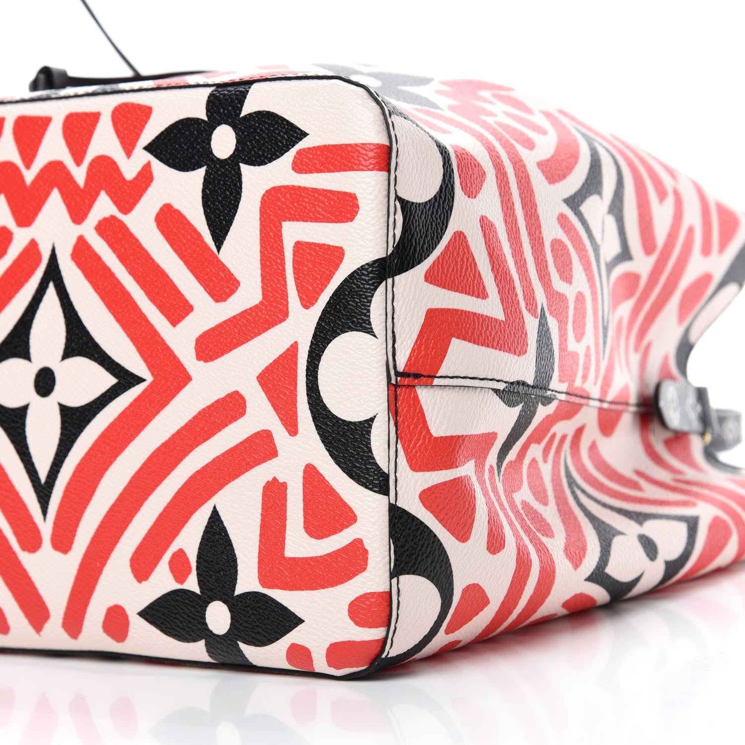 Louis Vuitton Monogram Giant Crafty NeoNoe MM Creme Rouge Black 7 of 9