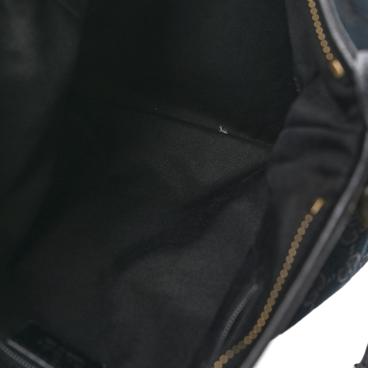 Gucci Monogram Abbey Messenger Bag Black 5 of 10