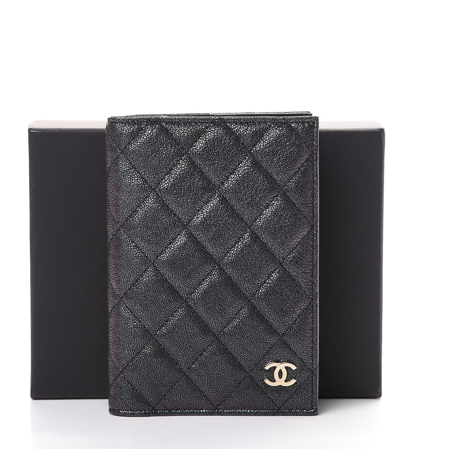 Iridescent Caviar Quilted Passport Holder Black