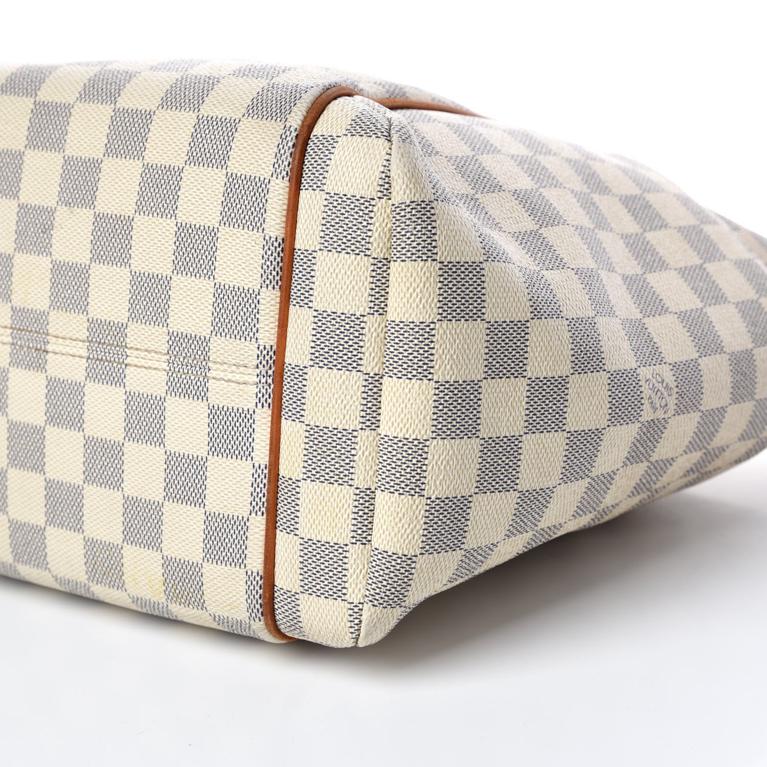 Louis Vuitton Damier Azur Totally MM 6 of 23