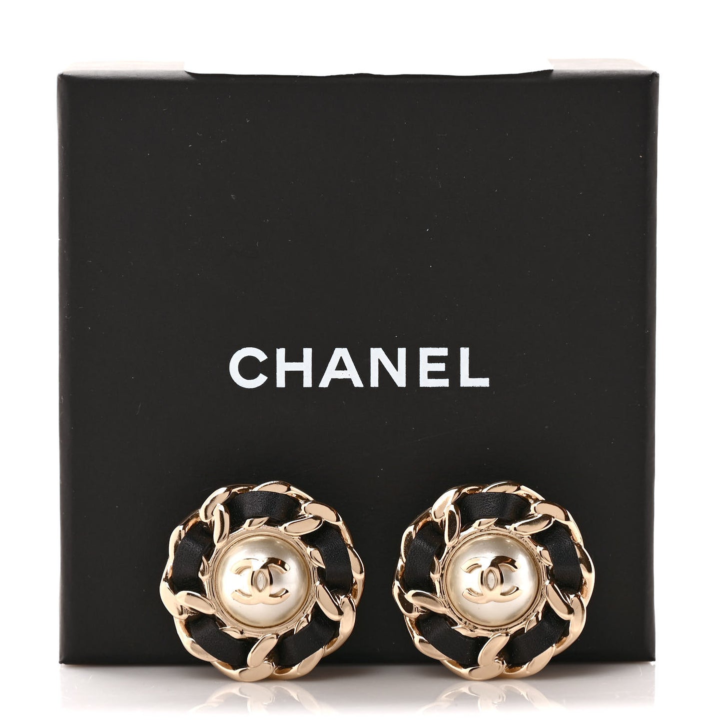 Pearl Lambskin Chain Around CC Earrings Gold