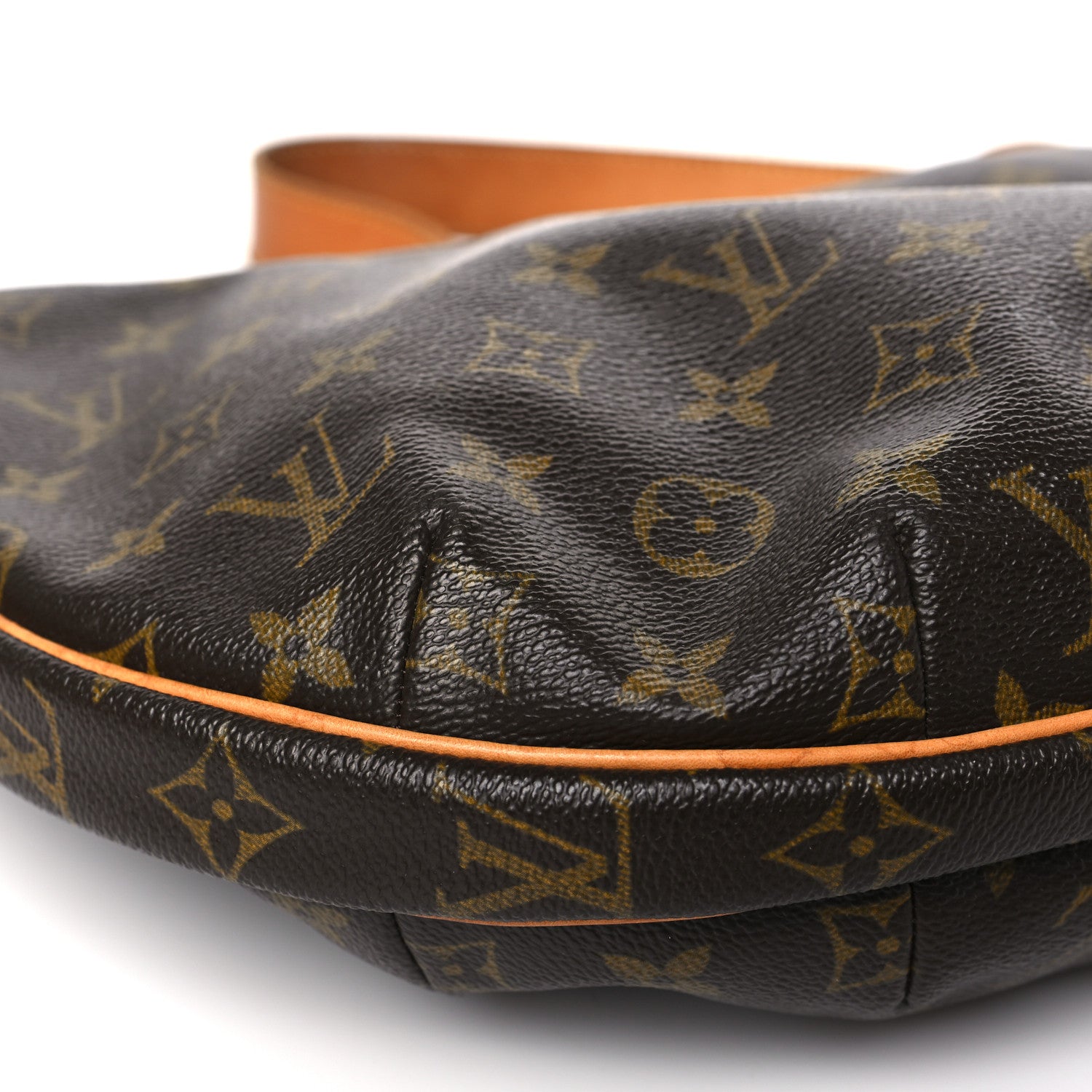 Louis Vuitton Monogram Croissant MM 7 of 8