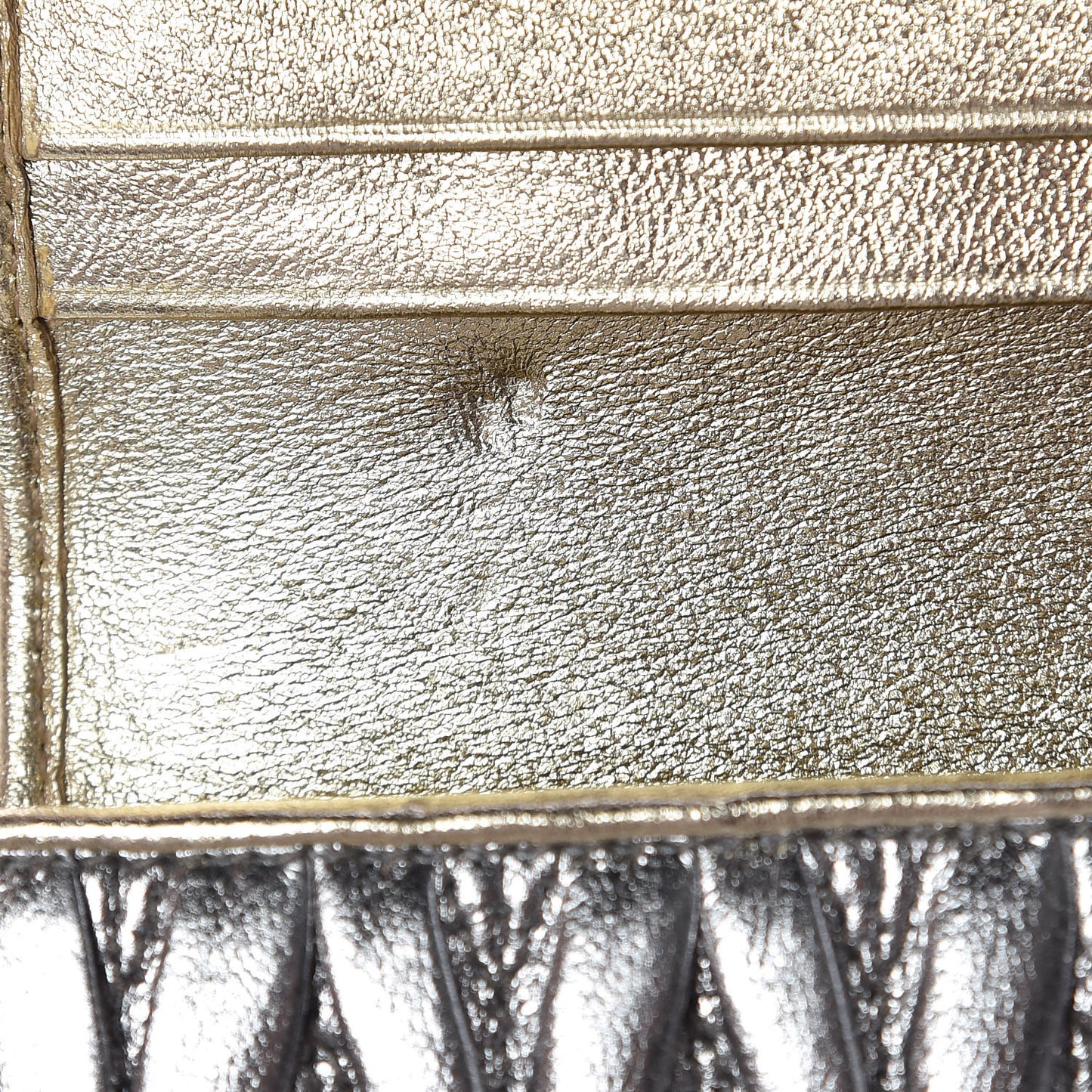 Metallic Nappa Matelasse Wallet Cromo Pirite