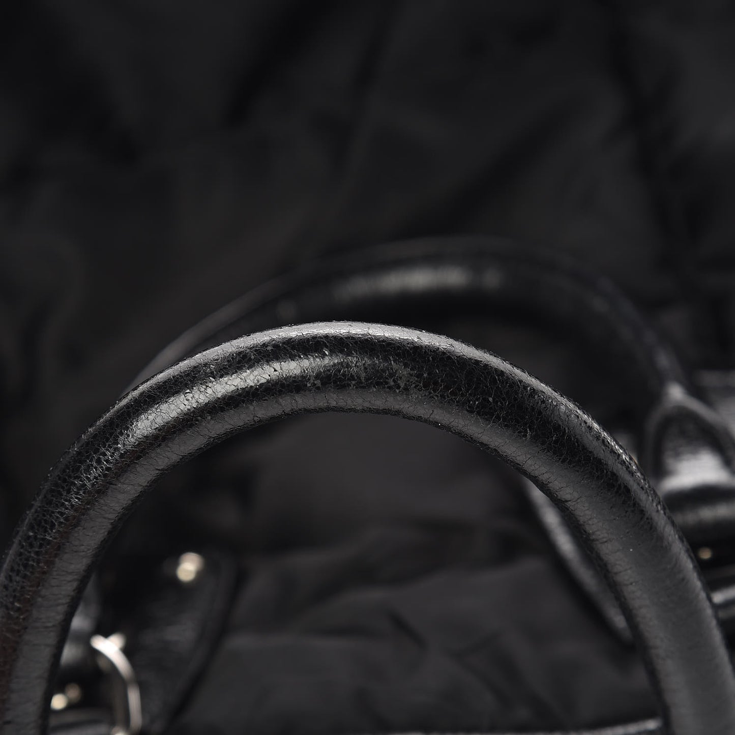 Tessuto Nylon Cervo Lux Dome Satchel Black
