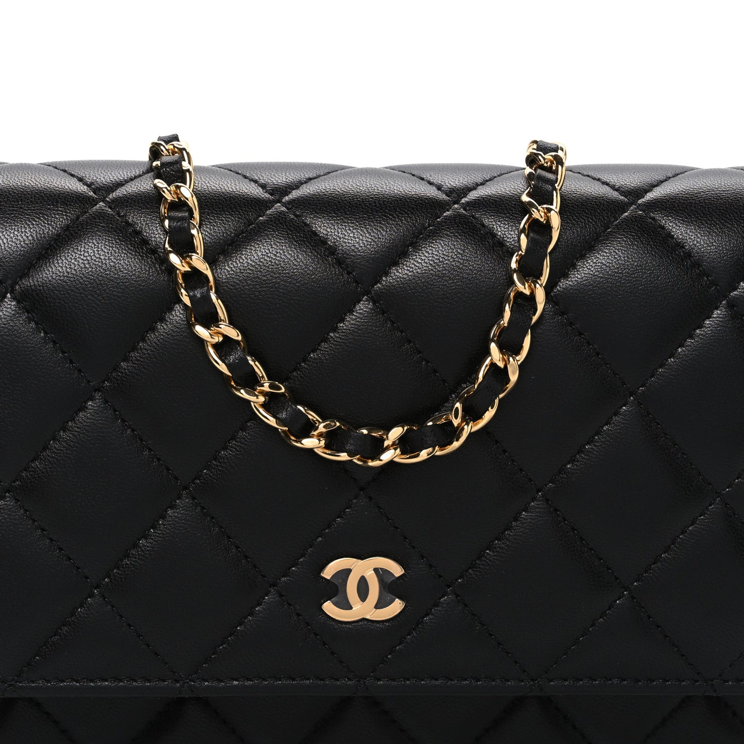 Lambskin Quilted Wallet On Chain WOC Black