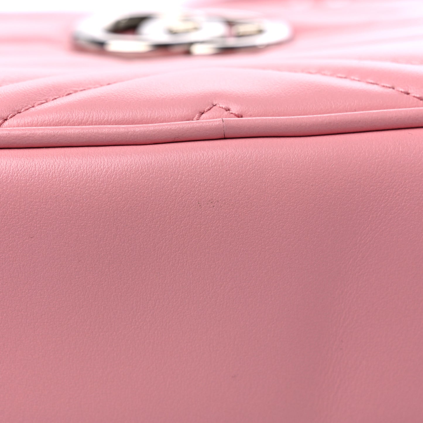 Calfskin Matelasse Small GG Marmont Chain Shoulder Bag Wild Rose
