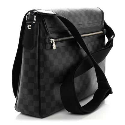 Louis Vuitton Damier Graphite Daniel GM 3 of 13