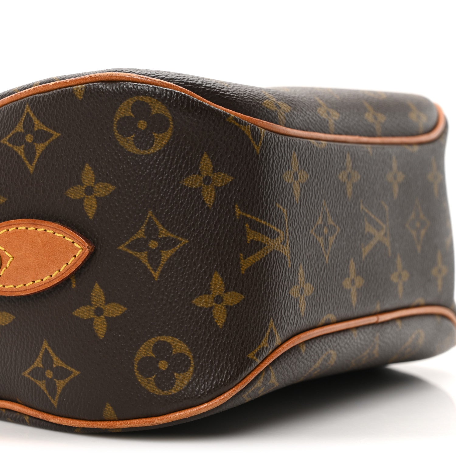 Louis Vuitton Monogram Blois 8 of 9