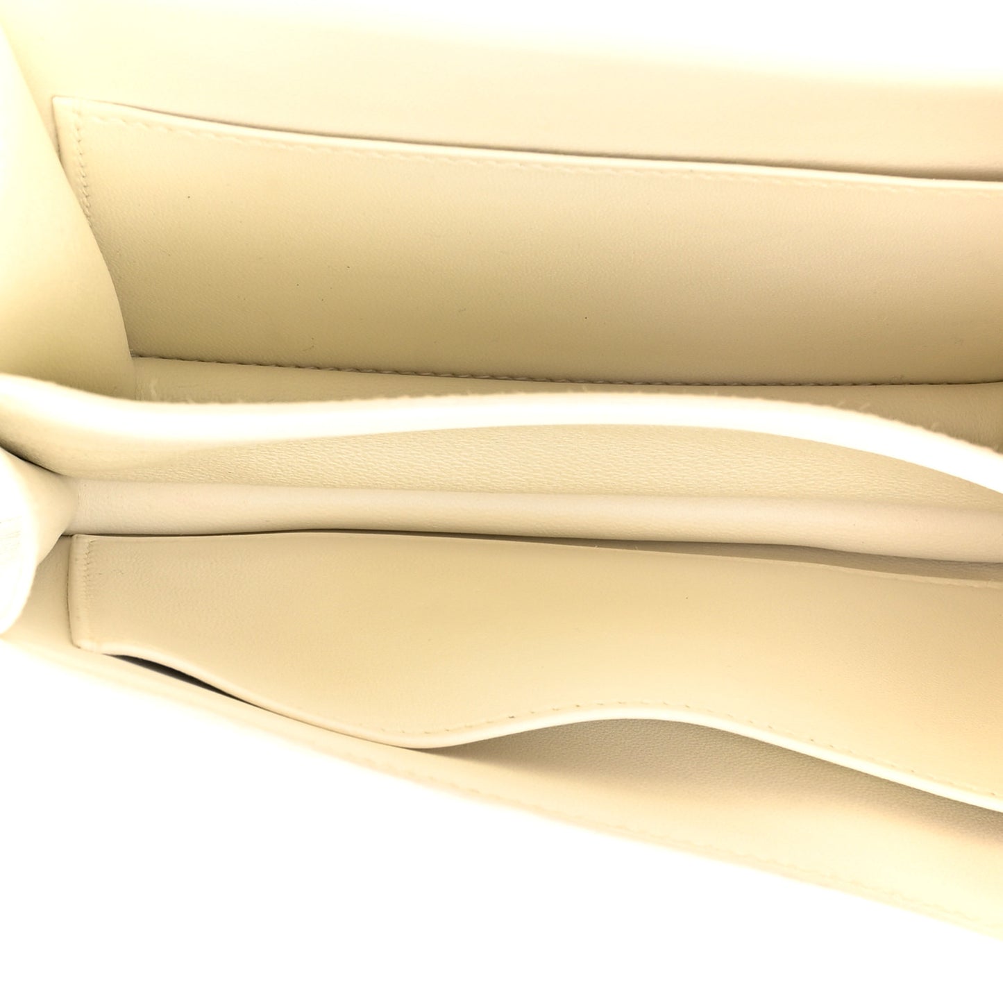 Evercolor Constance 18 White