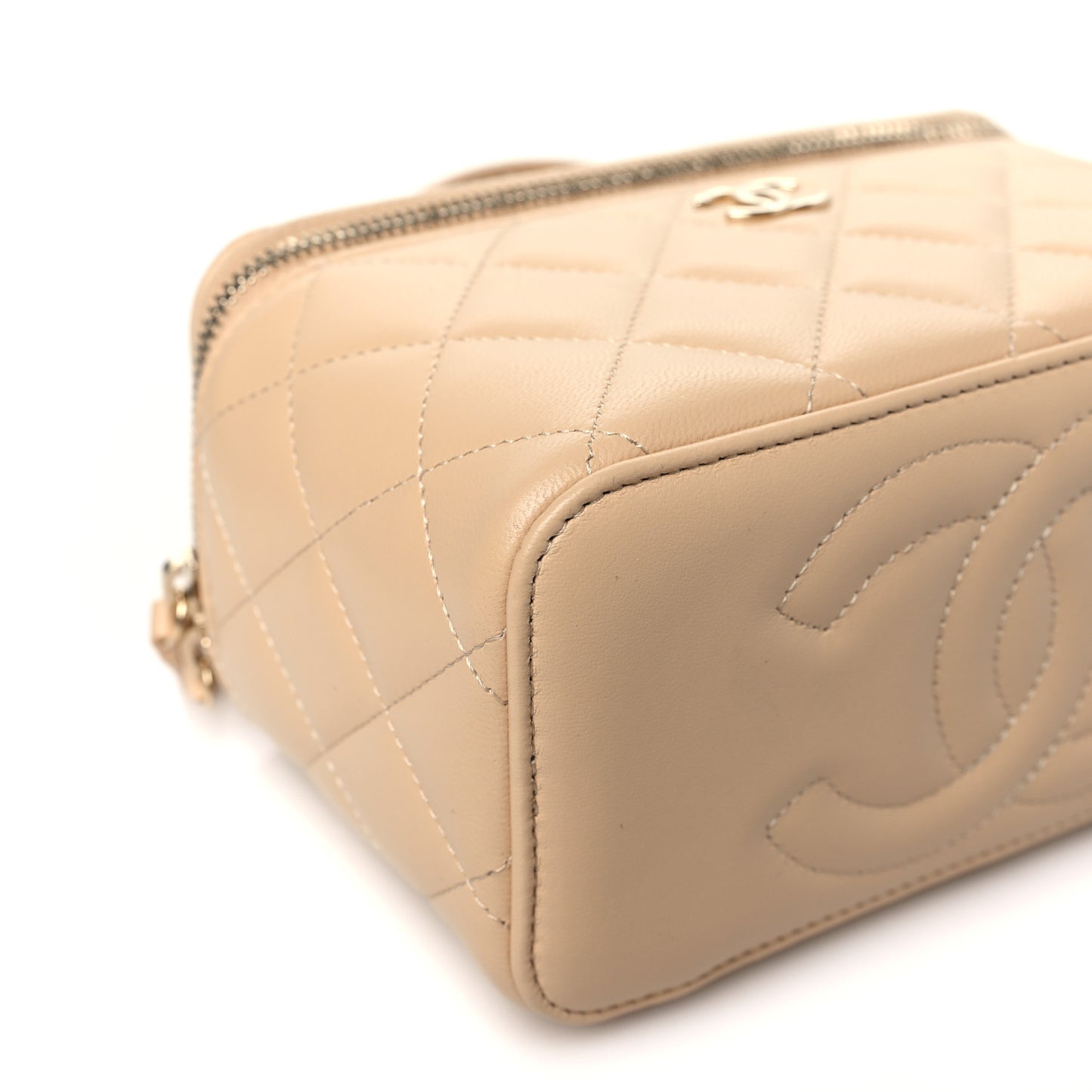 Lambskin Quilted Small Top Handle Vanity Case With Chain Beige