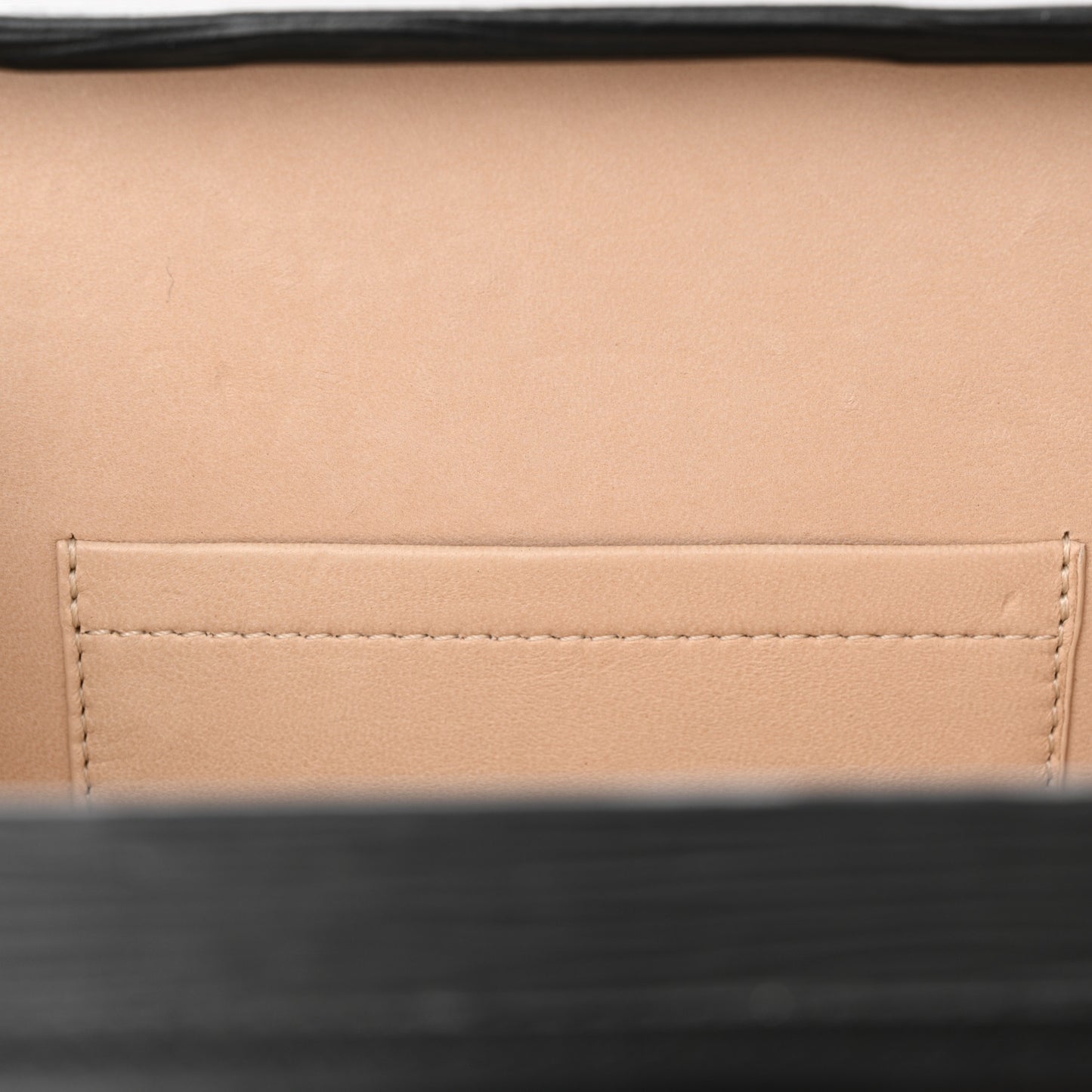 Epi Petite Malle Black