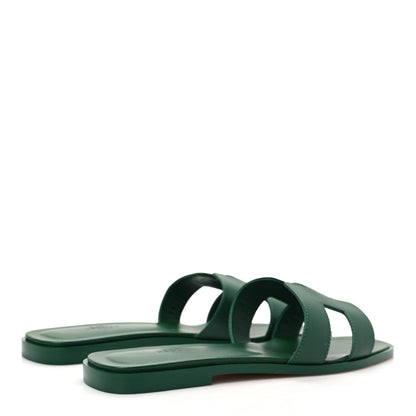 Hermes Calfskin Oran Sandals 39.5 Vert Electrique 4 of 9