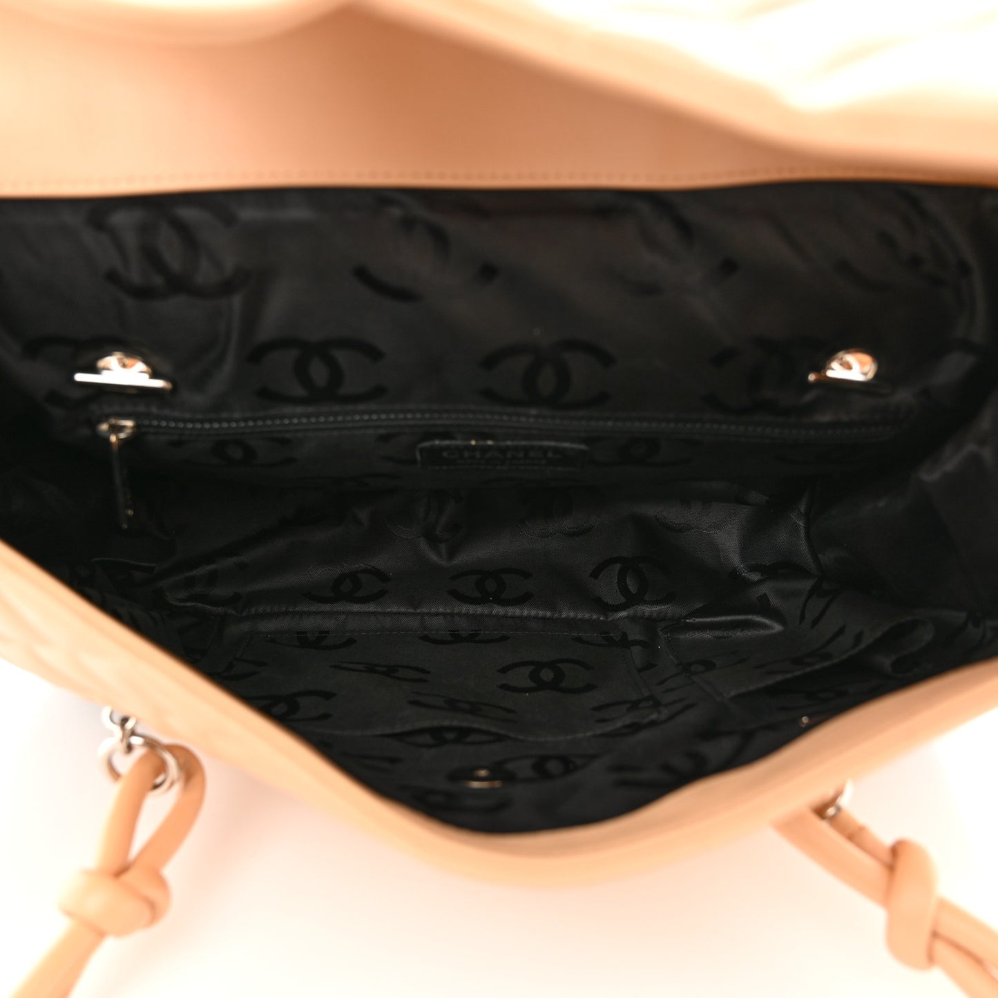 Calfskin Quilted Large Cambon Flap Beige Black Beige Black
