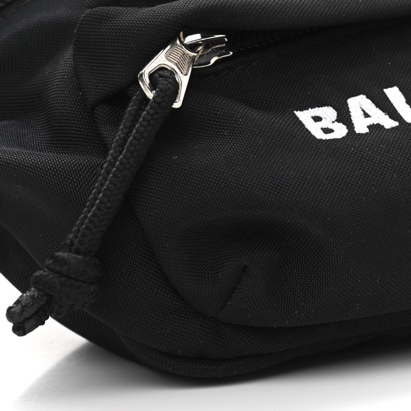 Sport Nylon Logo Embroidered Wheel Belt Bag Black White