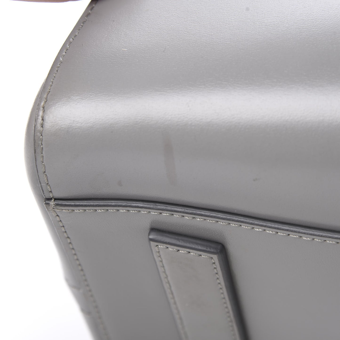 Shiny Lord Calfskin Medium Antigona Pearl Grey