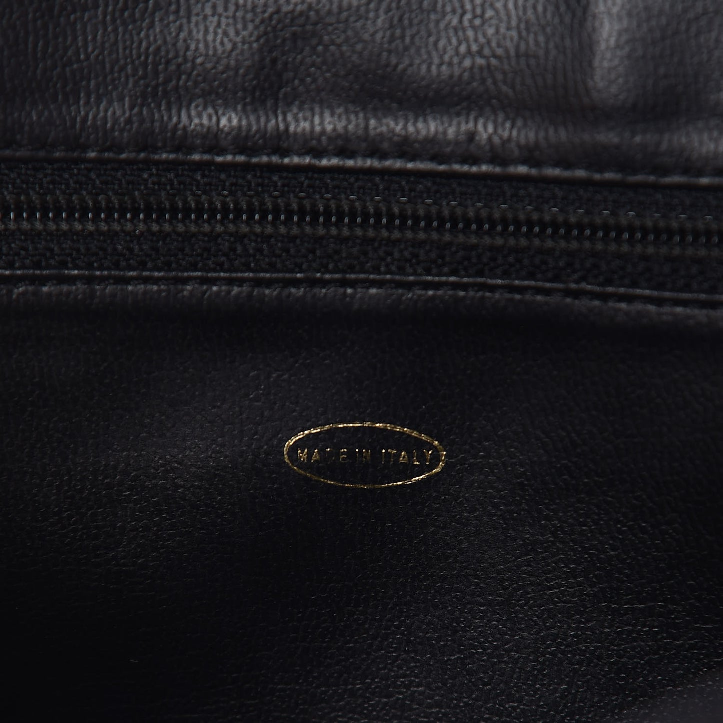 Caviar Shoulder Bag Black