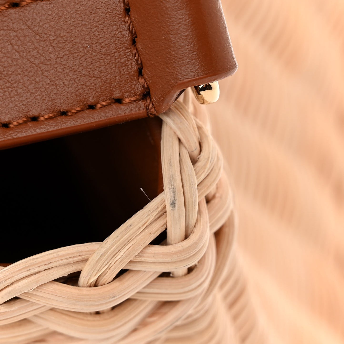 Rattan Calfskin Capucines BB Tan