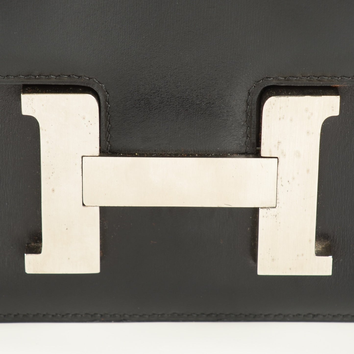 Box Constance 23 Black