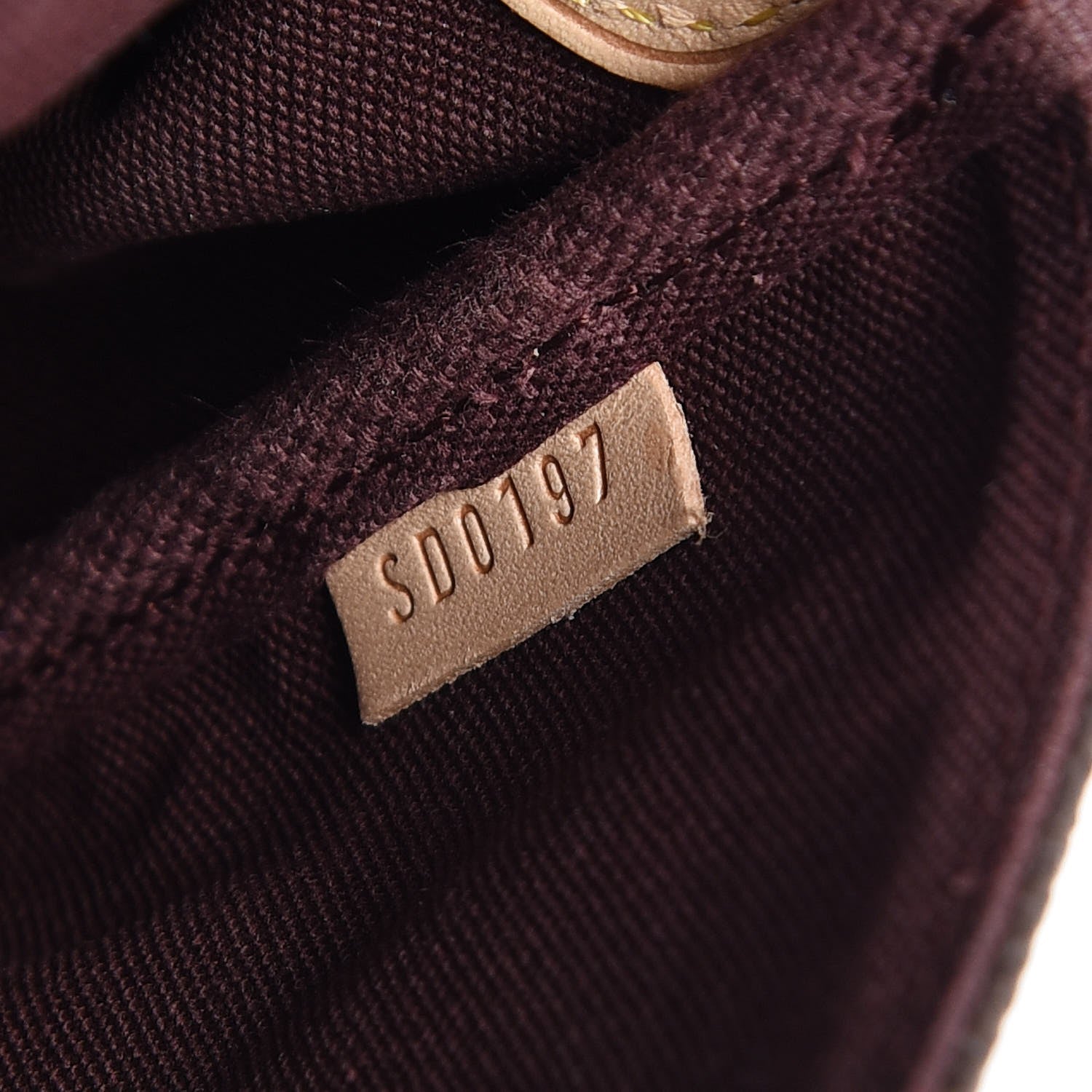 Louis Vuitton Monogram Favorite MM 8 of 8
