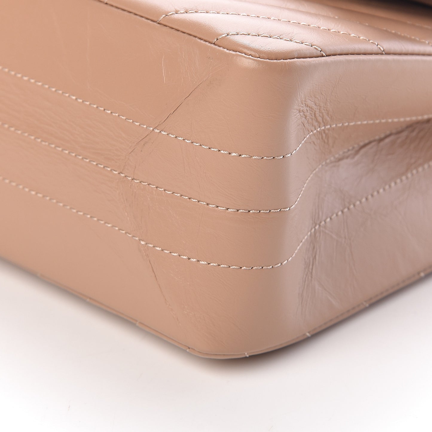 Aged Calfskin Chevron Quilted 2.55 Reissue 226 Flap Beige