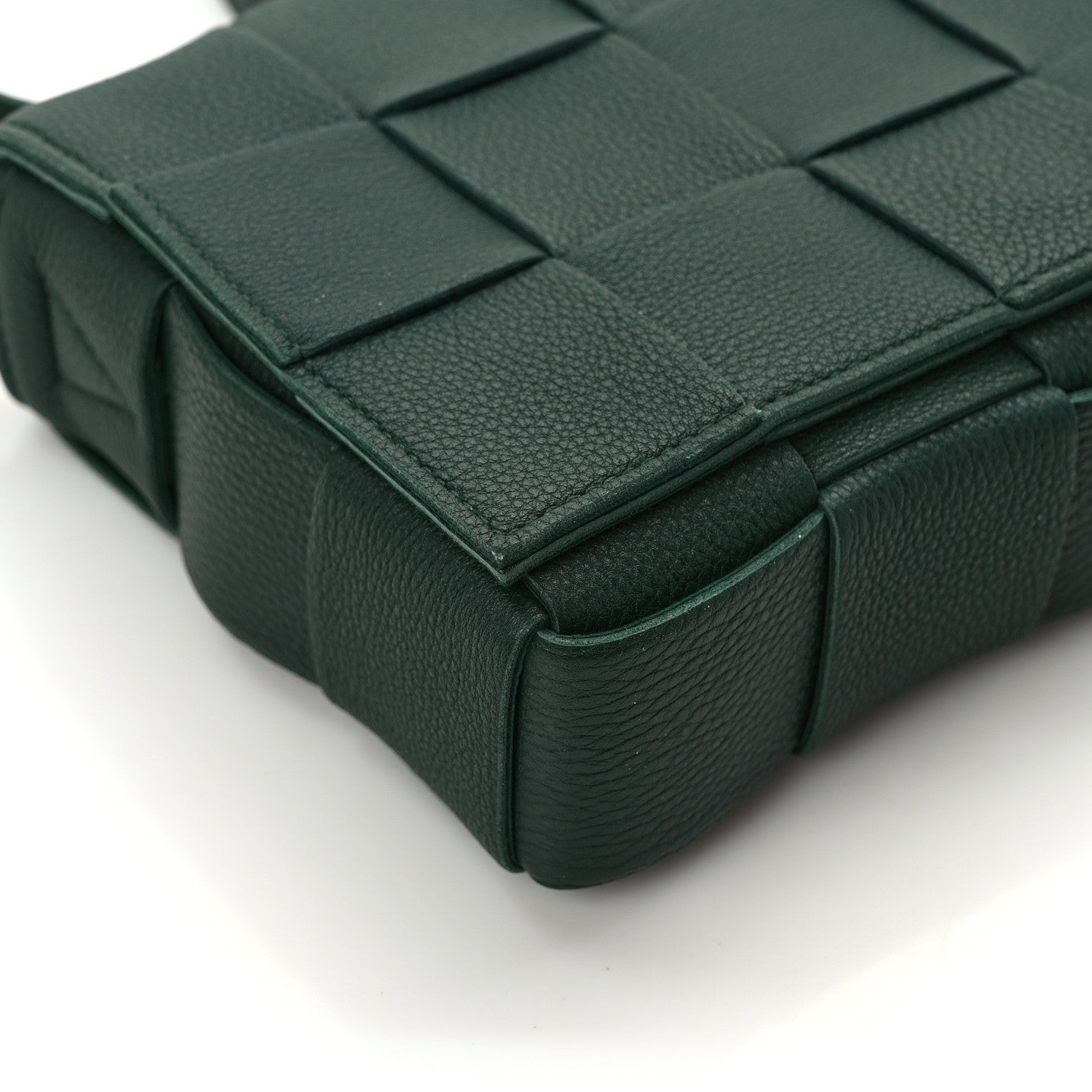 Bottega Veneta Grained Calfskin Maxi Intrecciato Cassette Crossbody Bag Raintree Green 10 of 11