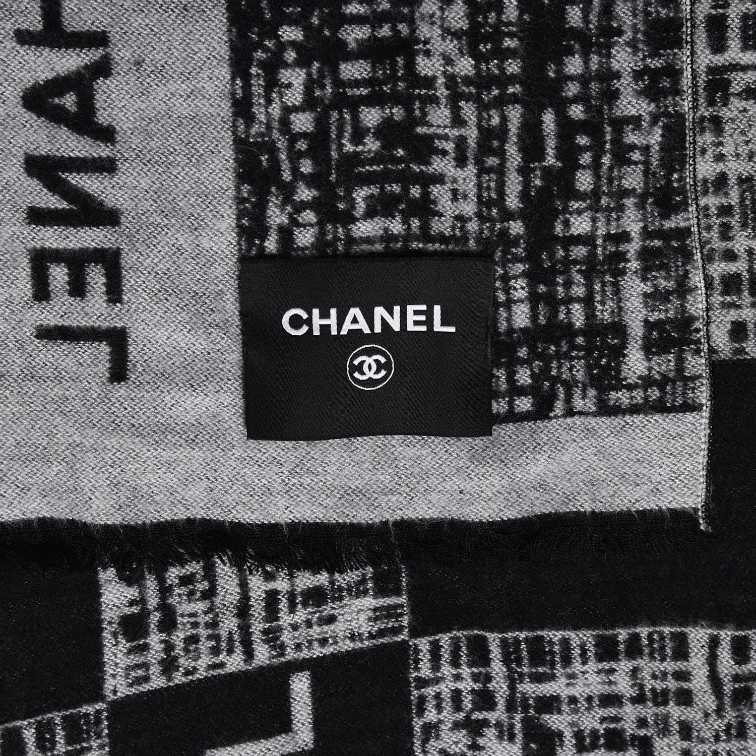 Chanel Cashmere CC Scarf Black 3 of 4