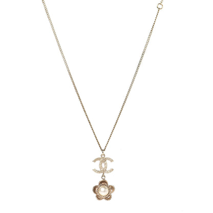 Chanel Pearl CC Camellia Pendant Necklace Gold 1 of 4