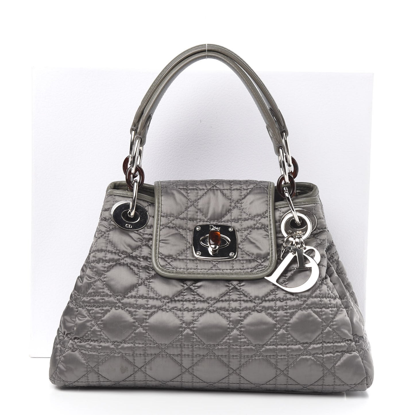 Nylon Cannage Medium Charming Lock Grey