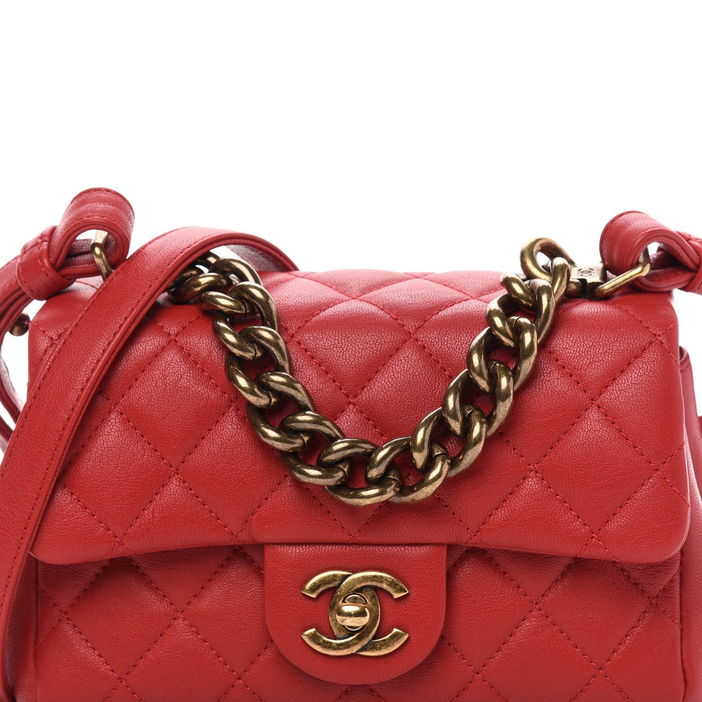 Shiny Sheepskin Quilted Mini Trapezio Flap Red
