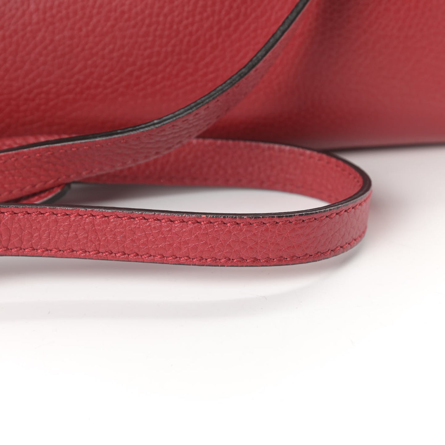 Calfskin Small GG Marmont Top Handle Bag Vulcanic Red