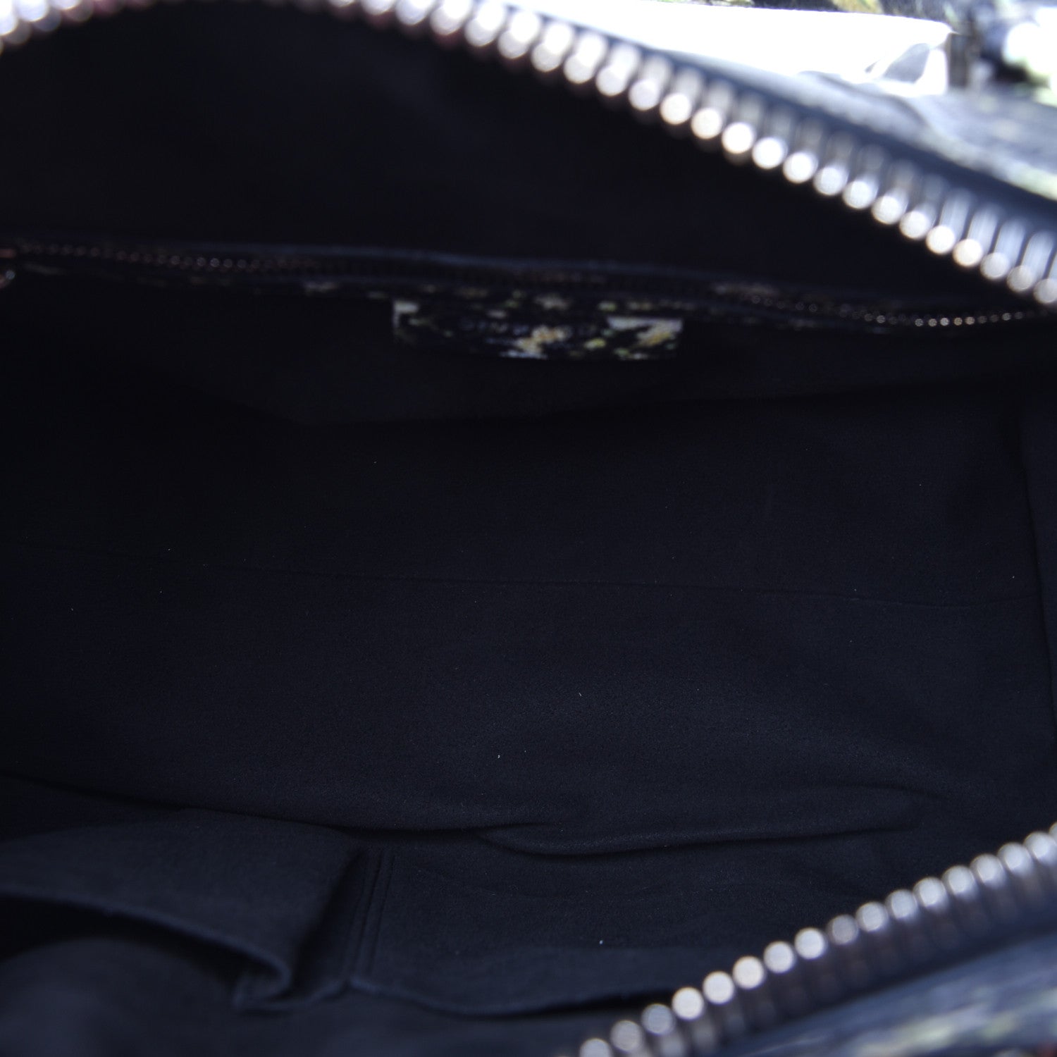 Givenchy Textured Coated Canvas Baby's Breath Print Medium Lucrezia Black 14 of 23