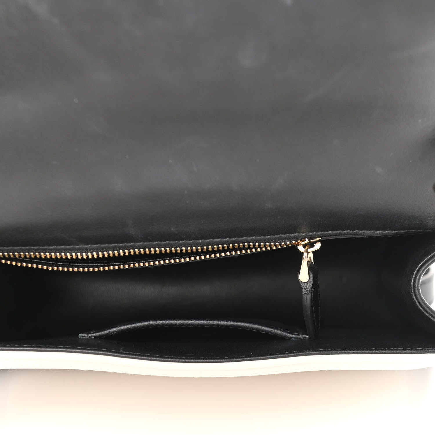 Bulgari Quilted Nappa Smooth Calfskin Serpenti Forever Diamond Blast Shoulder Bag Ivory 5 of 9